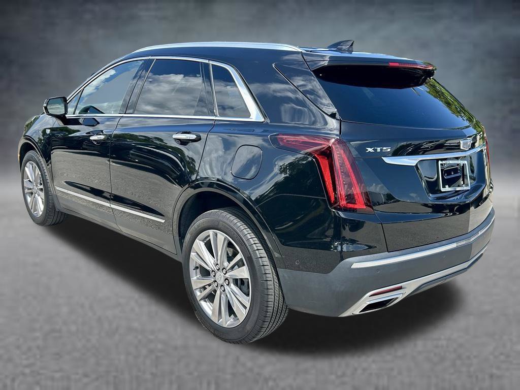 Used 2024 Cadillac XT5 Premium Luxury w/ Technology Package FWD image 7