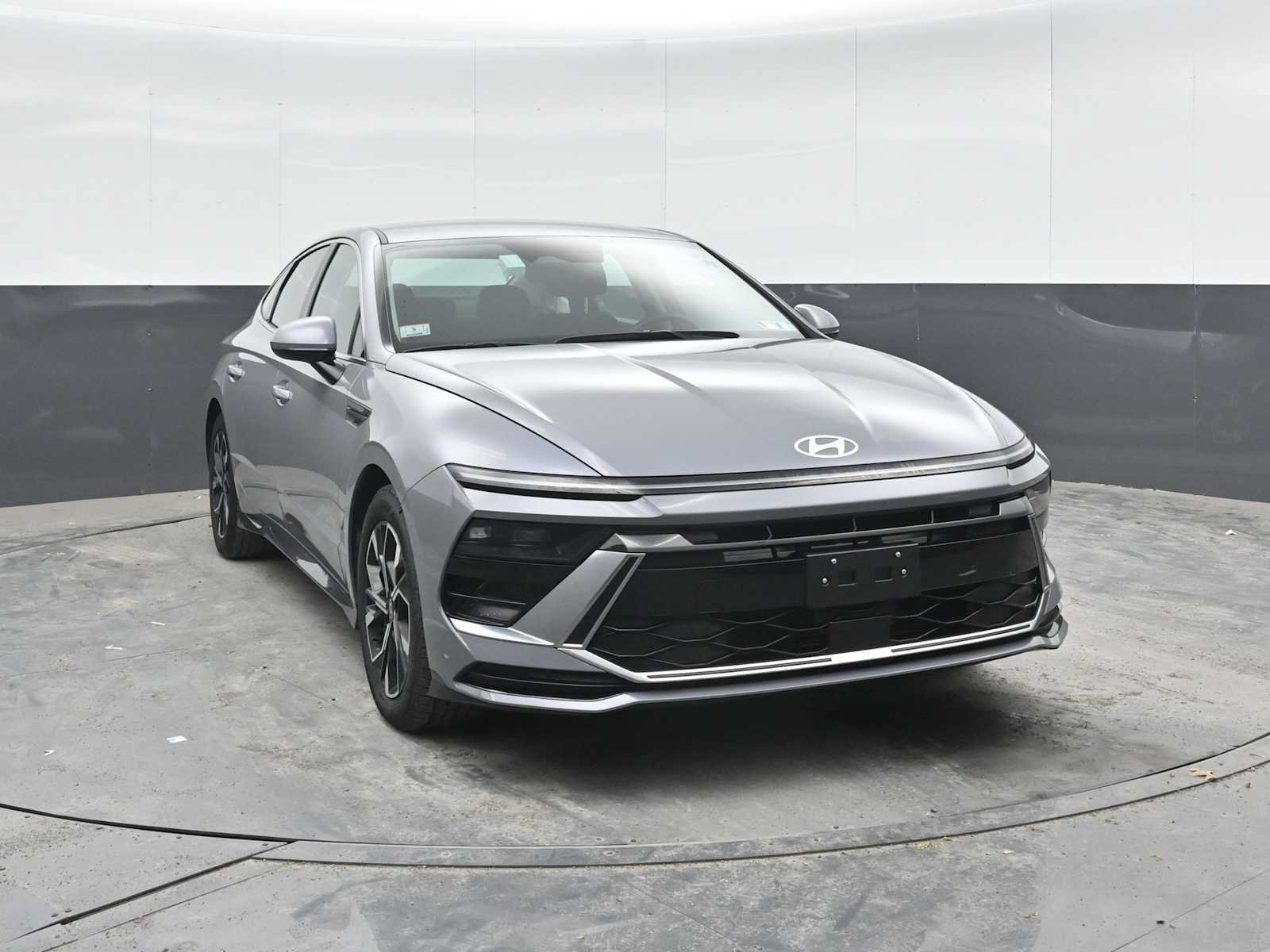 Used 2024 Hyundai Sonata SEL FWD image 6