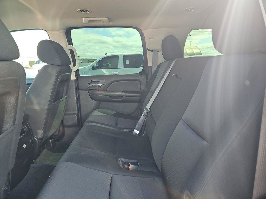 Used 2013 Chevrolet Suburban 2500 LS w/ Skid Plate Package AWD/4WD image 15