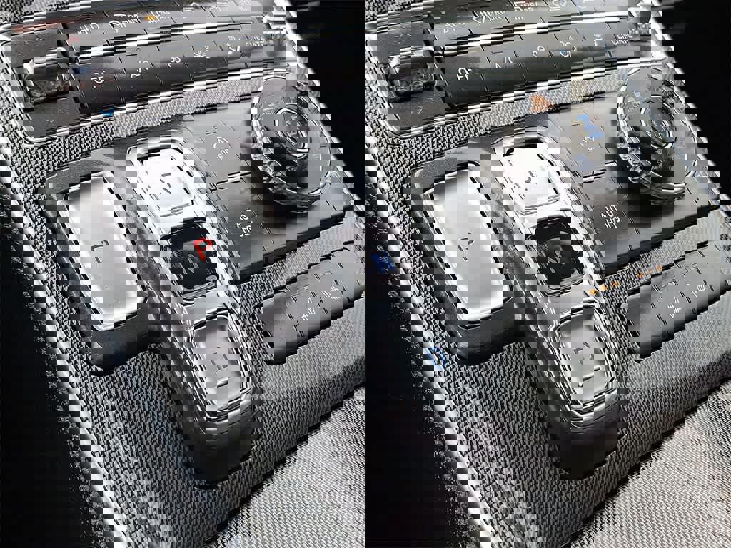 Used 2023 Hyundai Santa Fe XRT w/ Cargo Package image 12