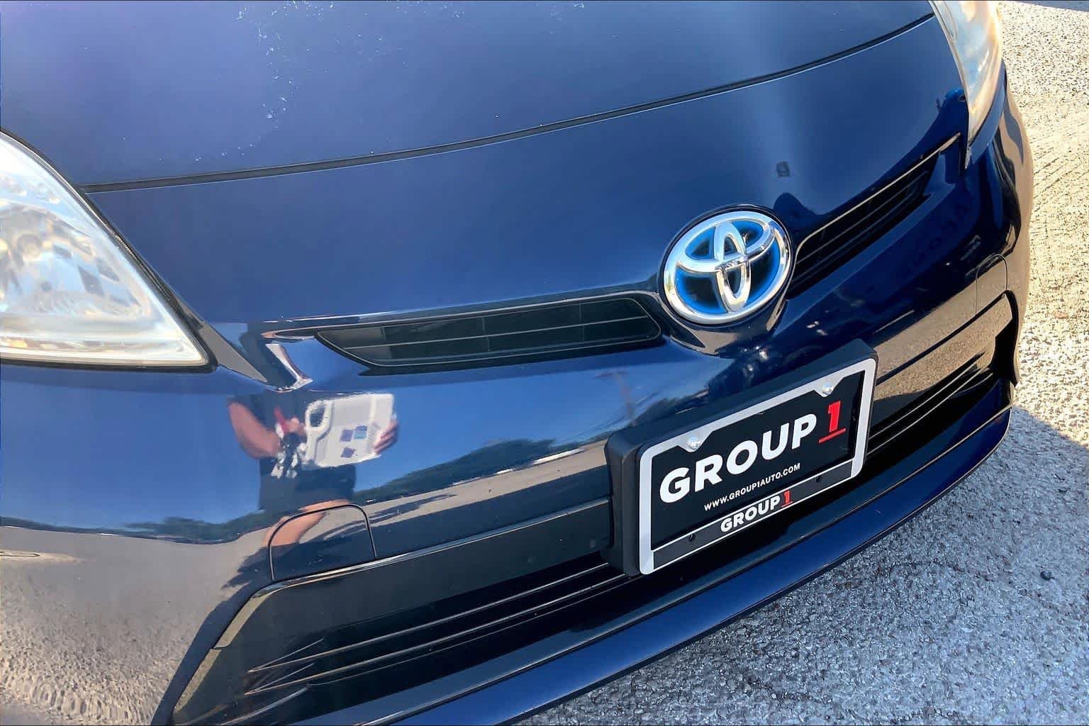 Used 2014 Toyota Prius Three FWD image 28