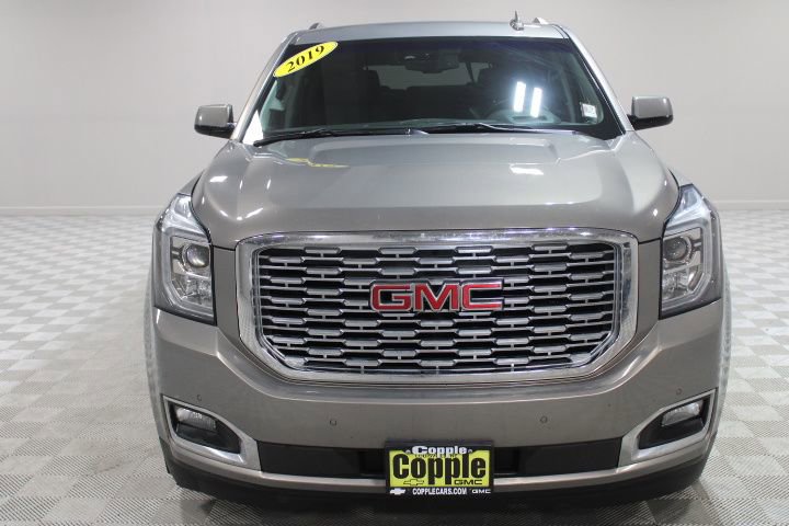 Used 2019 GMC Yukon Denali w/ Enhanced Security Package AWD/4WD image 2