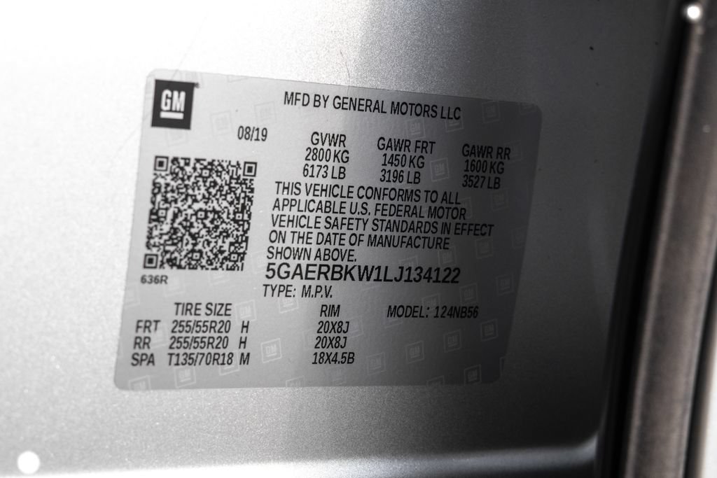Used 2020 Buick Enclave Essence w/ Sound and Sites Package FWD image 38