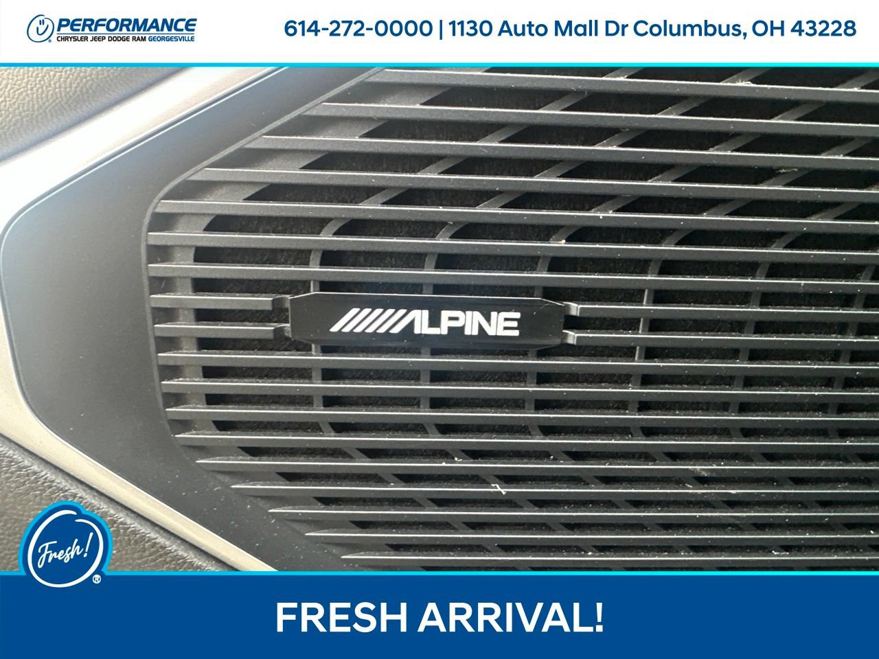 Used 2024 Jeep Wagoneer L Series II w/ Flexible Seating Group AWD/4WD image 14