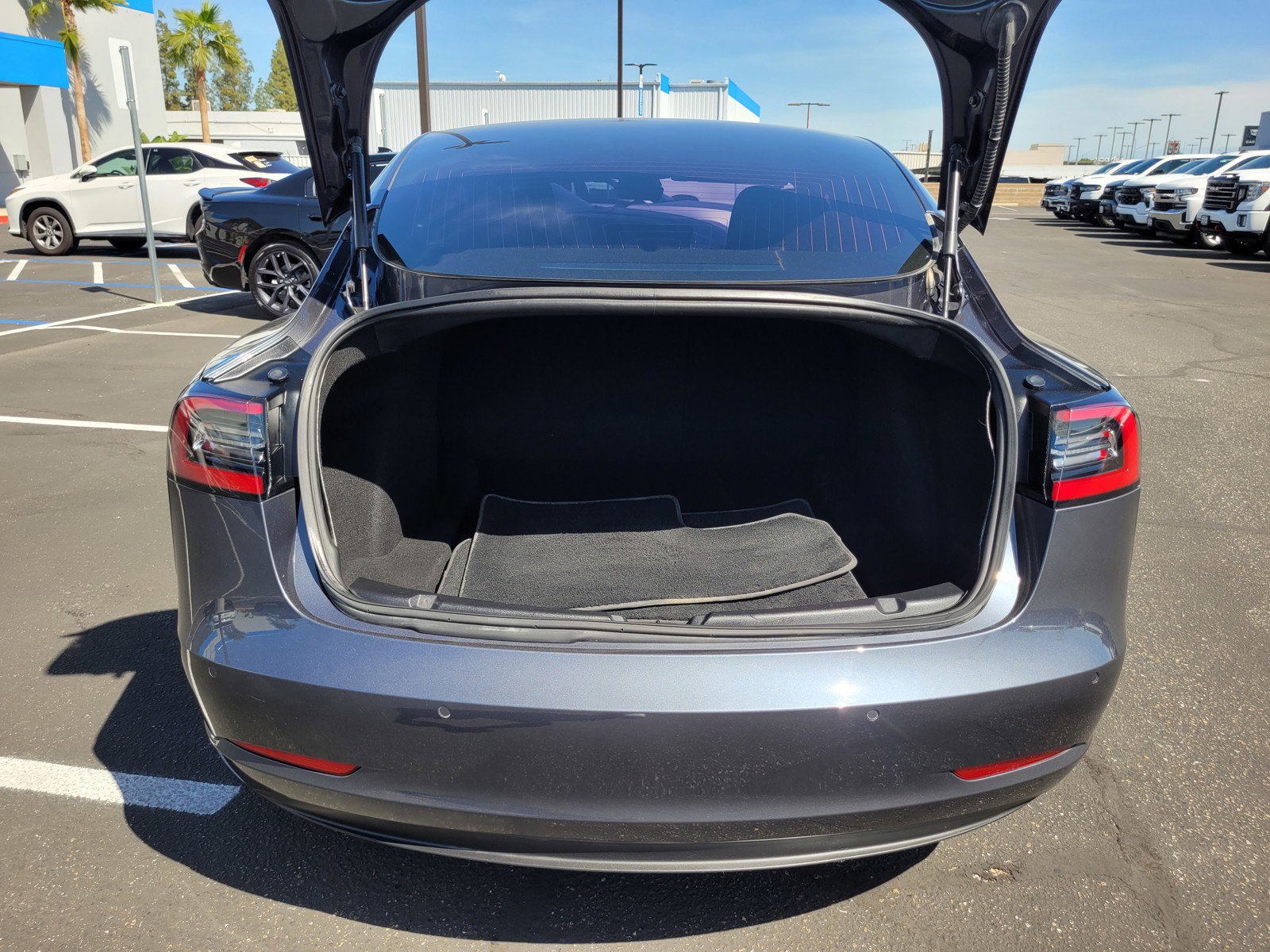 Used 2018 Tesla Model 3 Long Range AWD/4WD image 26