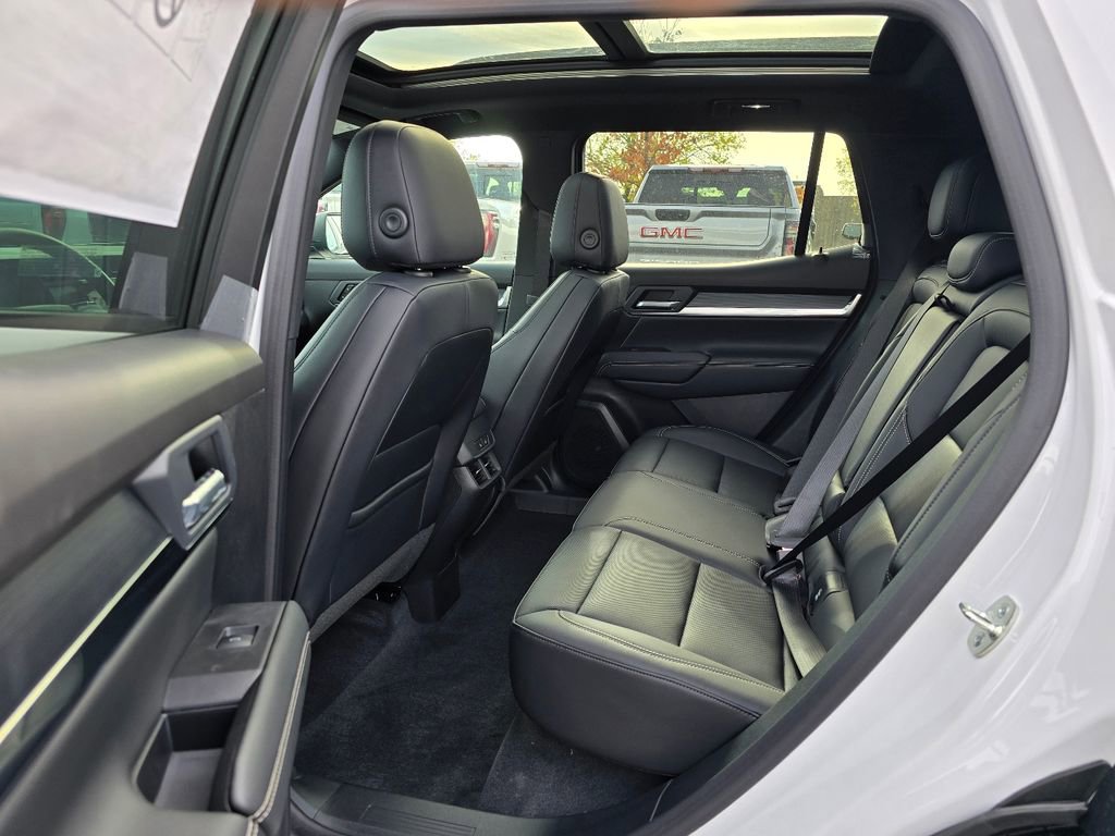 New 2026 GMC Terrain Elevation AWD/4WD image 25
