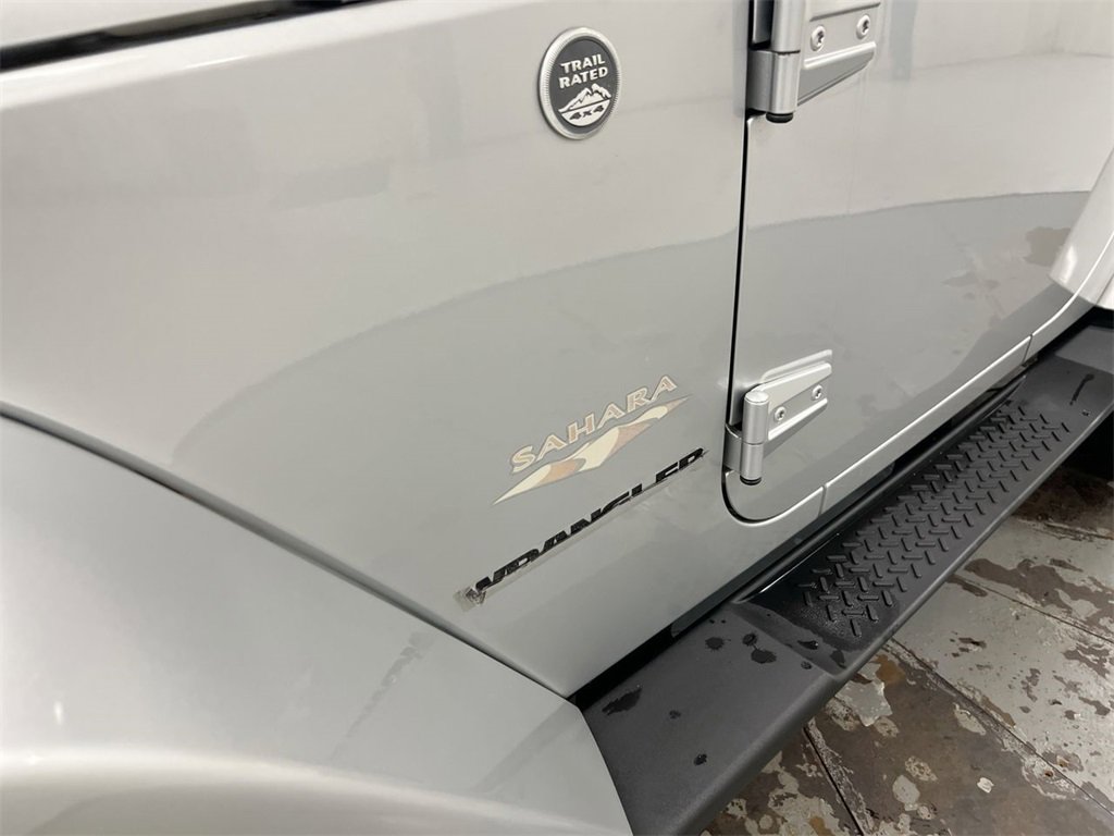 Used 2011 Jeep Wrangler Sahara image 23