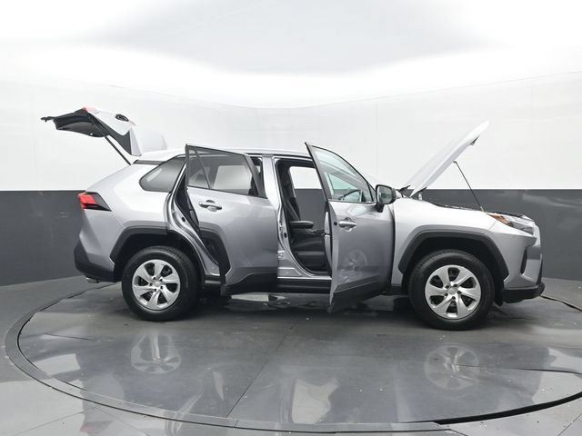 Used 2023 Toyota RAV4 LE FWD image 30