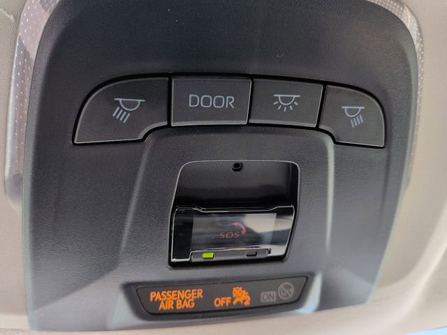 Used 2026 Toyota Corolla LE FWD image 24