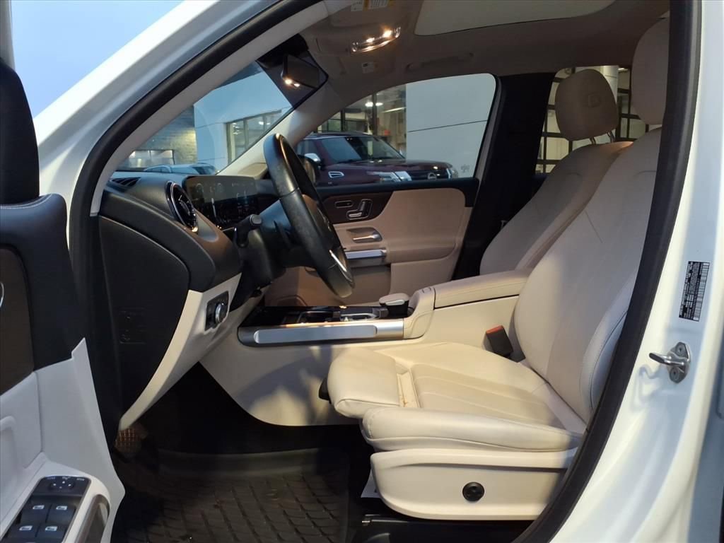 Used 2020 Mercedes-Benz GLB 250 4MATIC image 11