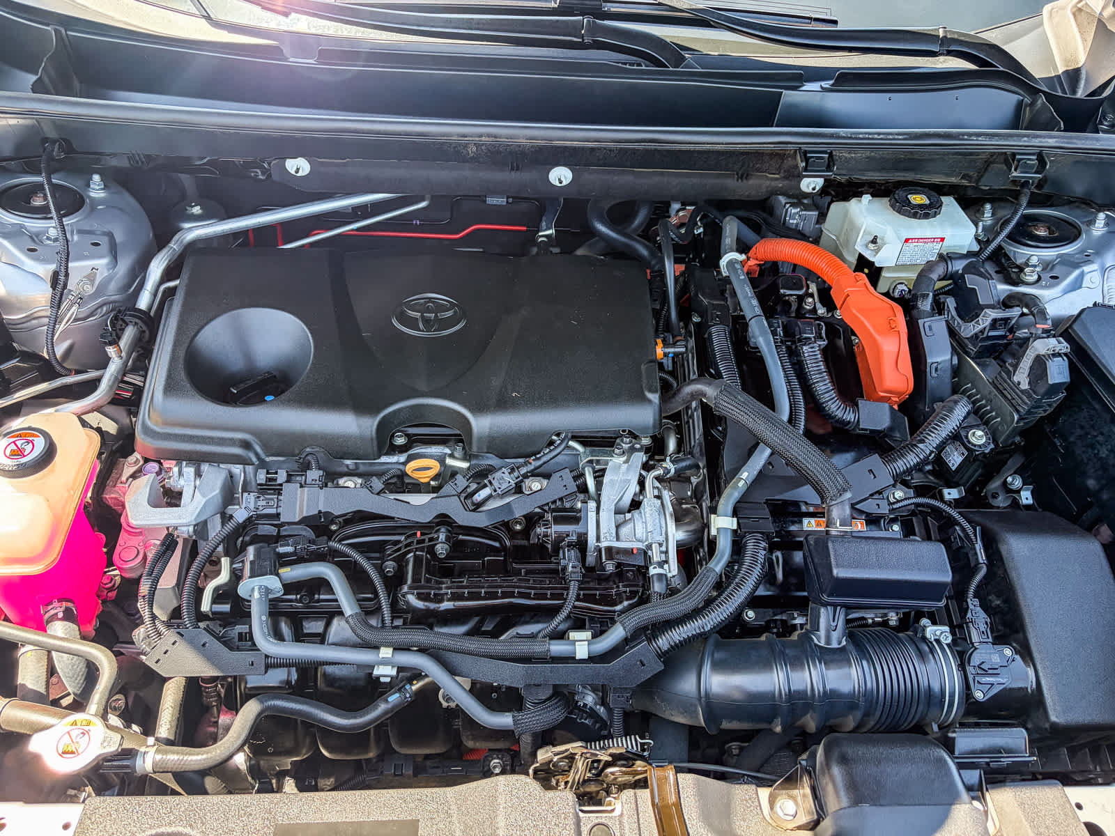 Used 2019 Toyota RAV4 XSE w/ XSE Weather Package AWD/4WD image 27