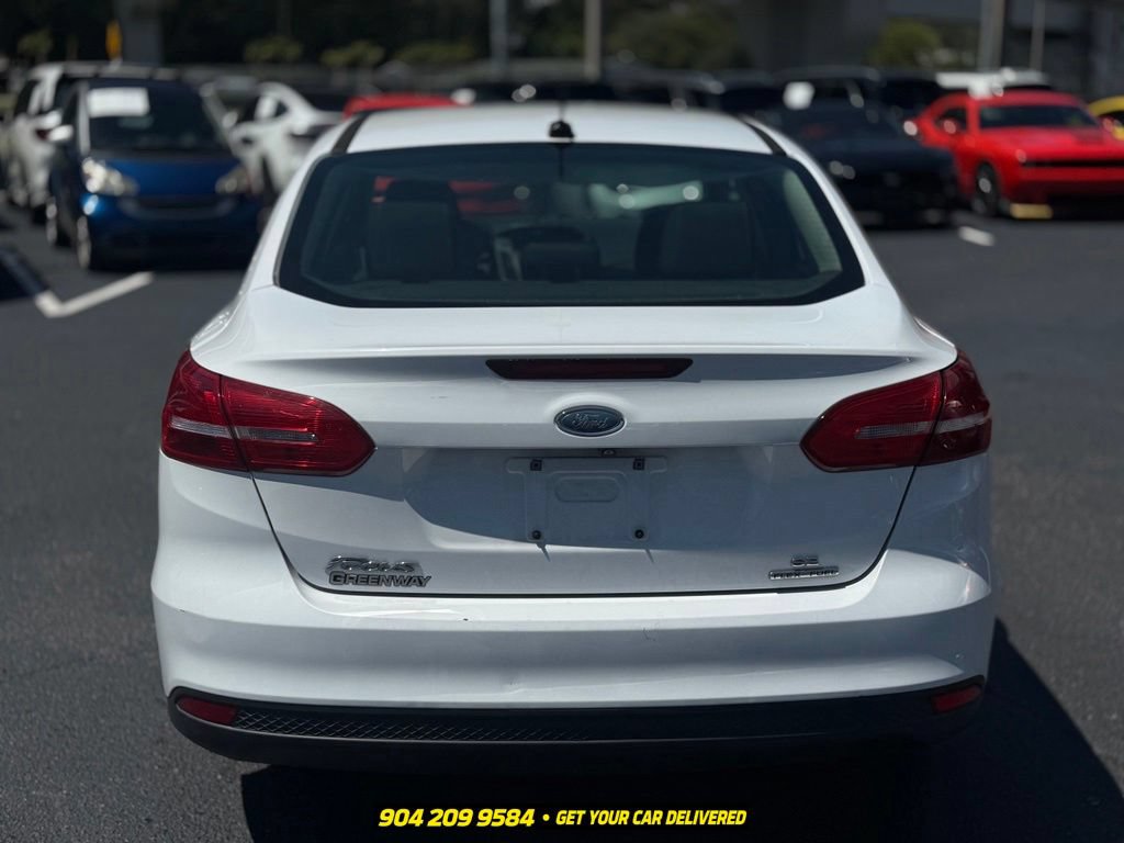 Used 2016 Ford Focus SE FWD image 5