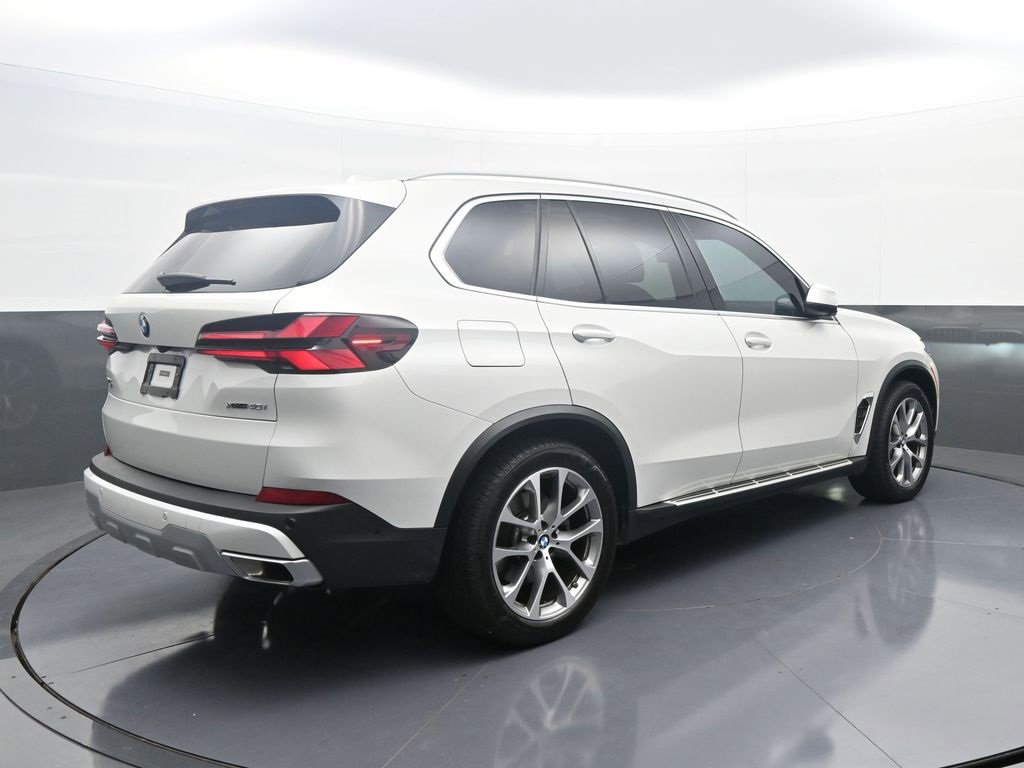 Used 2025 BMW X5 xDrive40i image 7