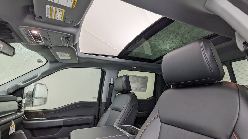 New 2026 Ford F350 Lariat w/ Lariat Premium Package image 3
