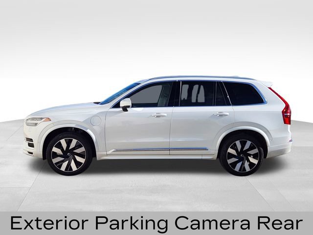 Used 2024 Volvo XC90 T8 Plus w/ Protection Package Premier image 5