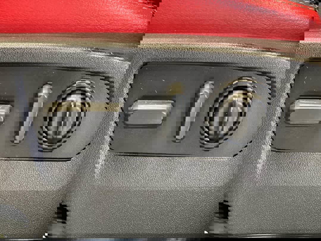 Used 2022 Chevrolet Silverado 1500 LT Trail Boss w/ Bed Protection Package image 15