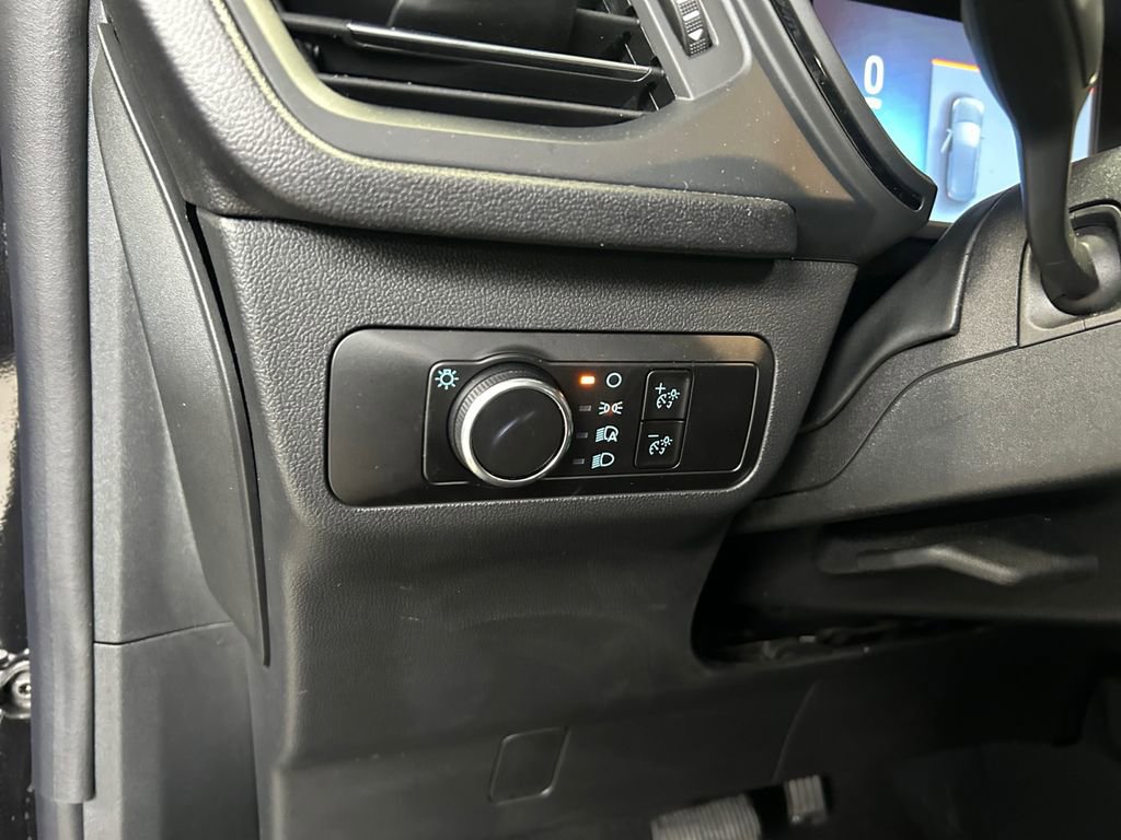 Used 2025 Ford Escape ST-Line AWD/4WD image 21