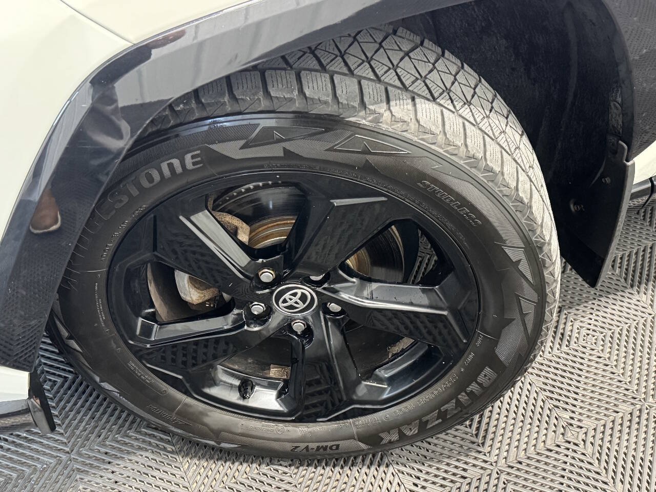 Used 2020 Toyota RAV4 XSE AWD/4WD image 42