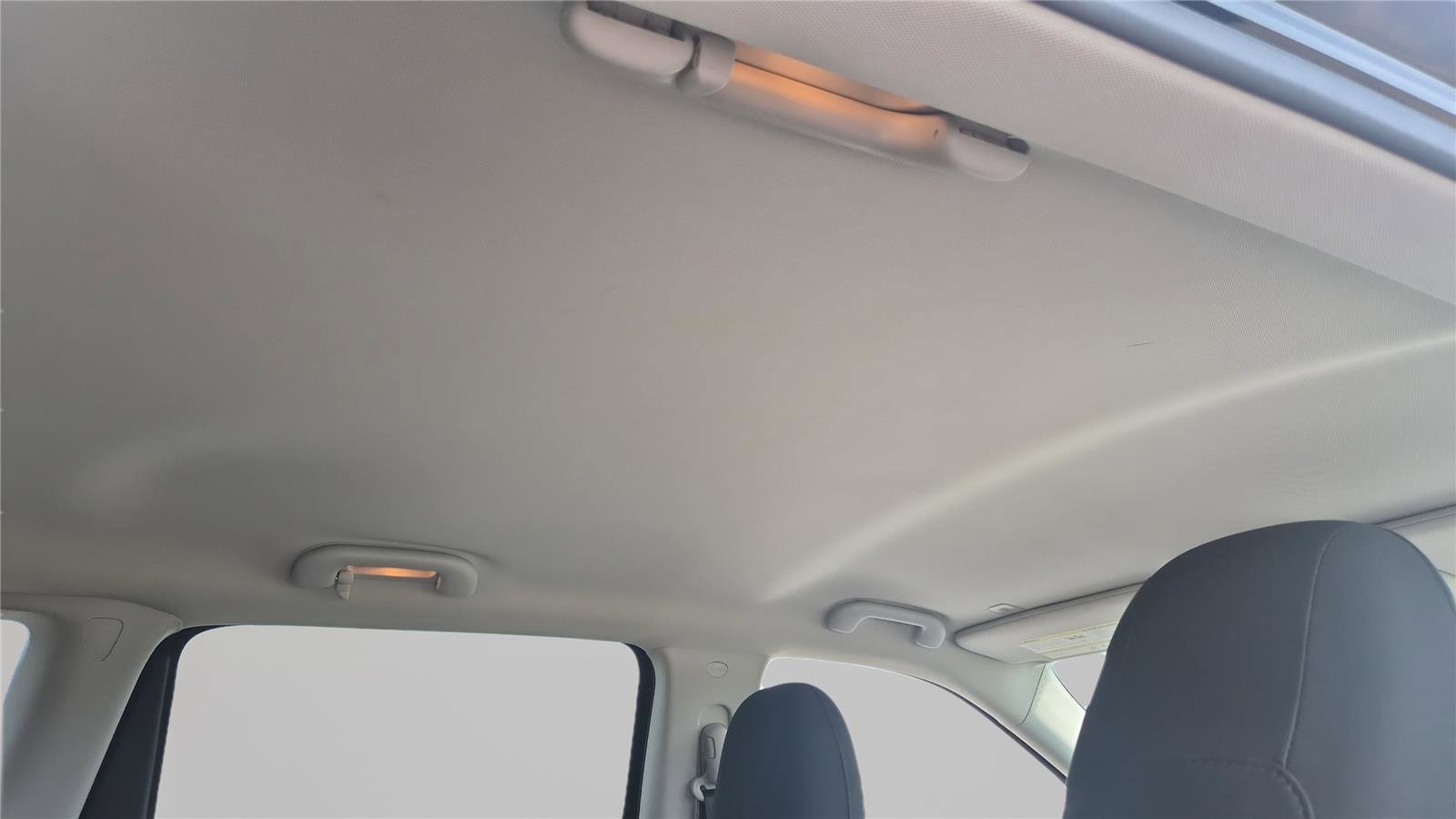 Used 2019 Jeep Compass Sport image 16