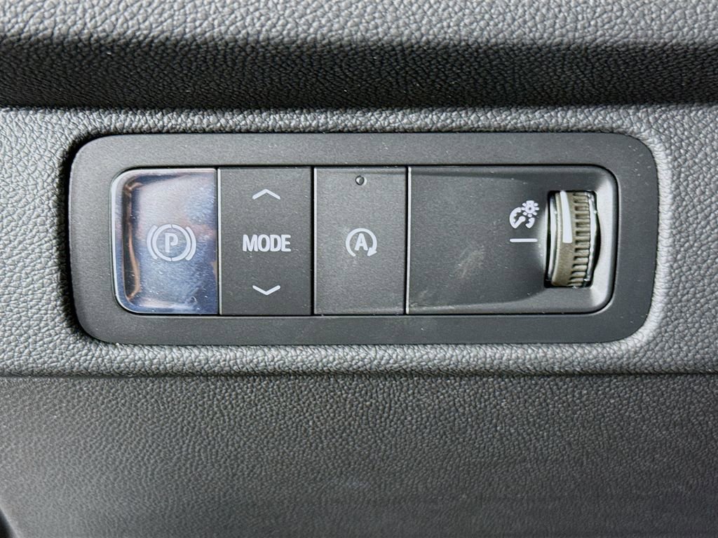 New 2026 Chevrolet Traverse LT w/ Enhanced Driving Package image 10