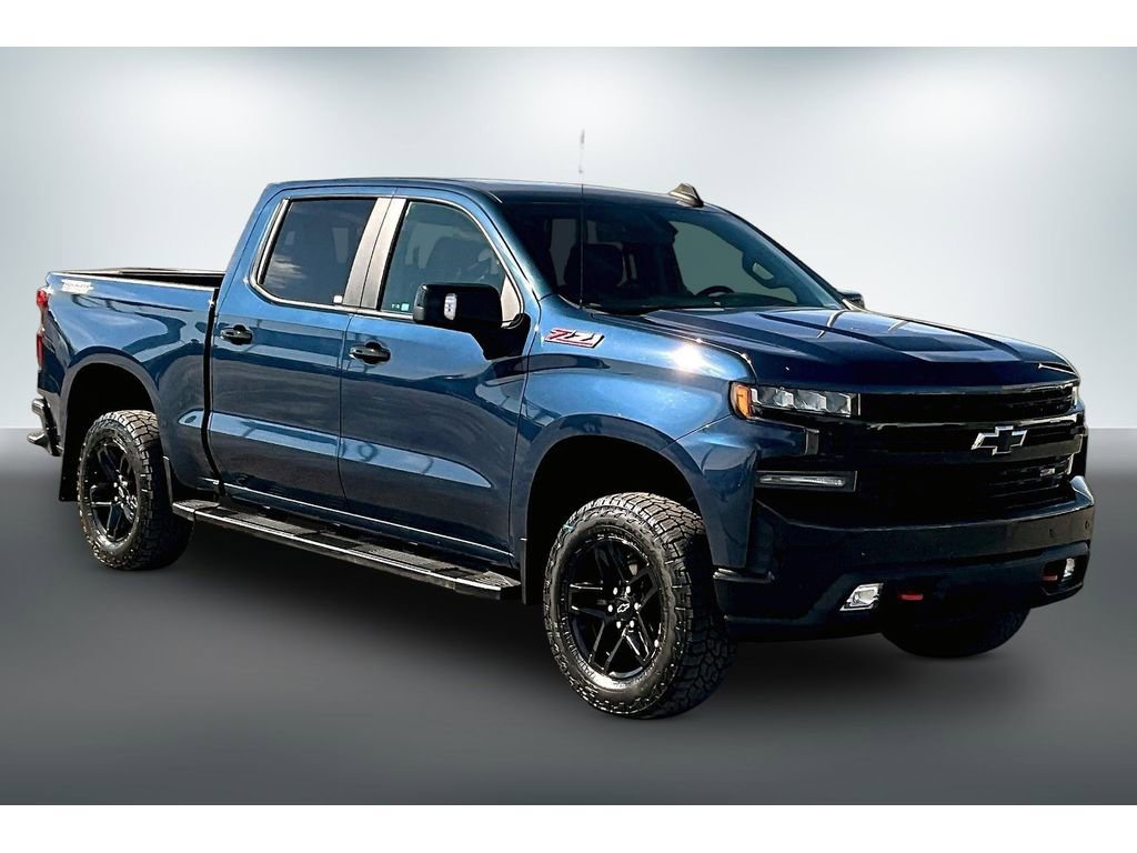 Used 2020 Chevrolet Silverado 1500 LT Trail Boss image 3