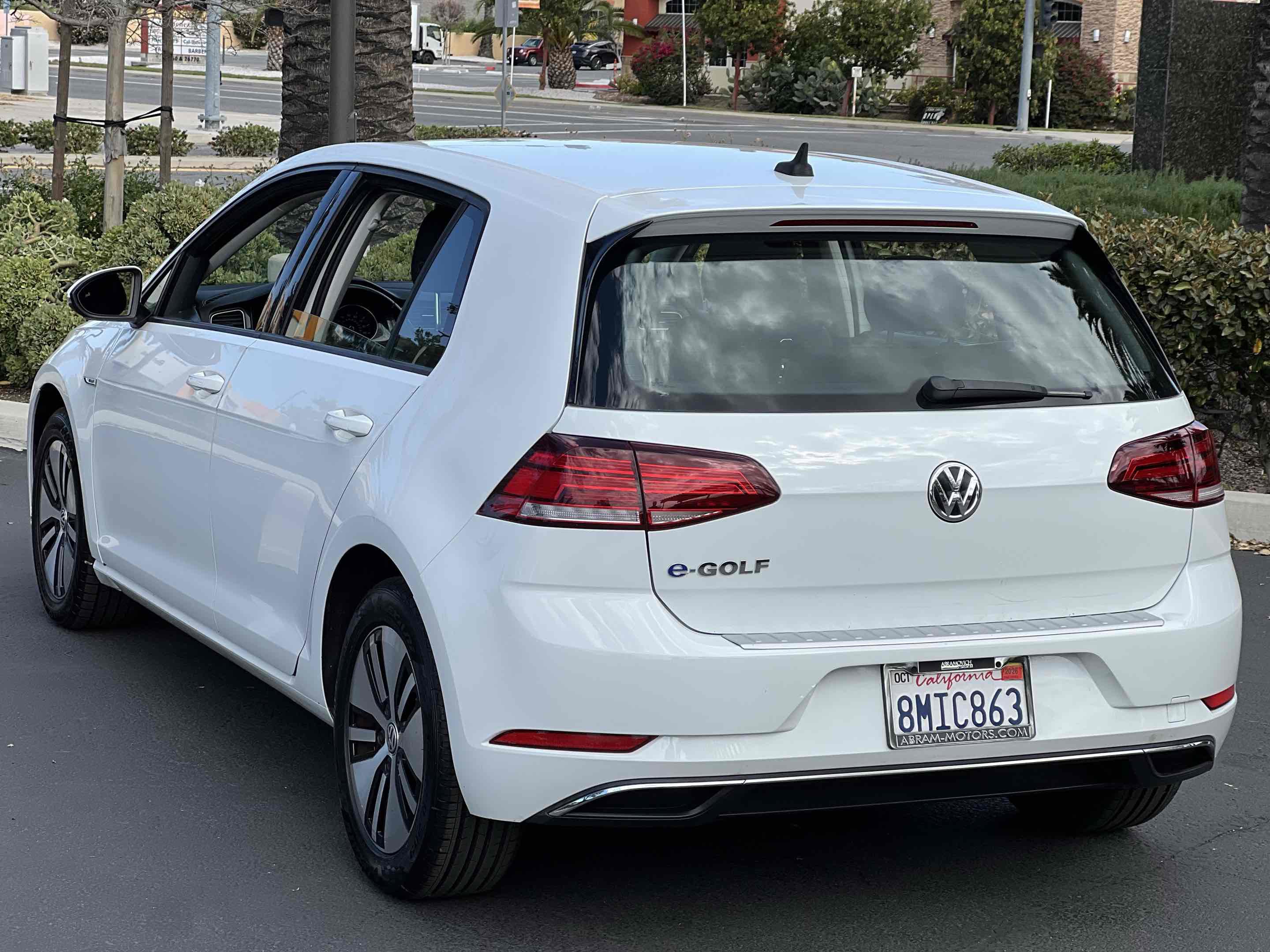 Used 2019 Volkswagen e-Golf SE w/ Driver Assistance Package image 21