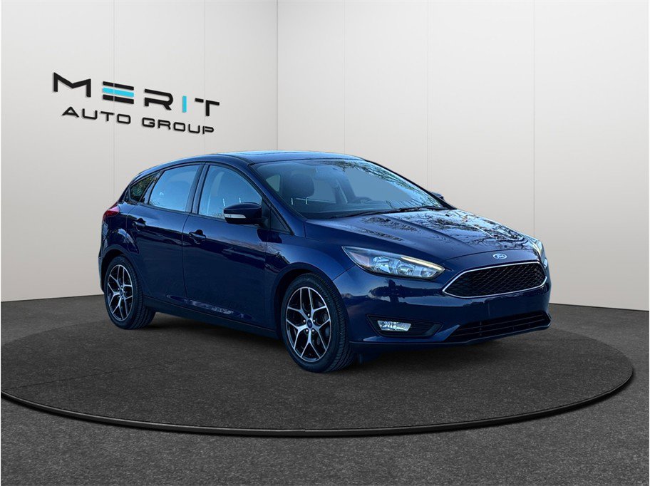 Used 2017 Ford Focus SEL FWD image 1