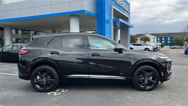 Certified 2025 Buick Envision Sport Touring image 8