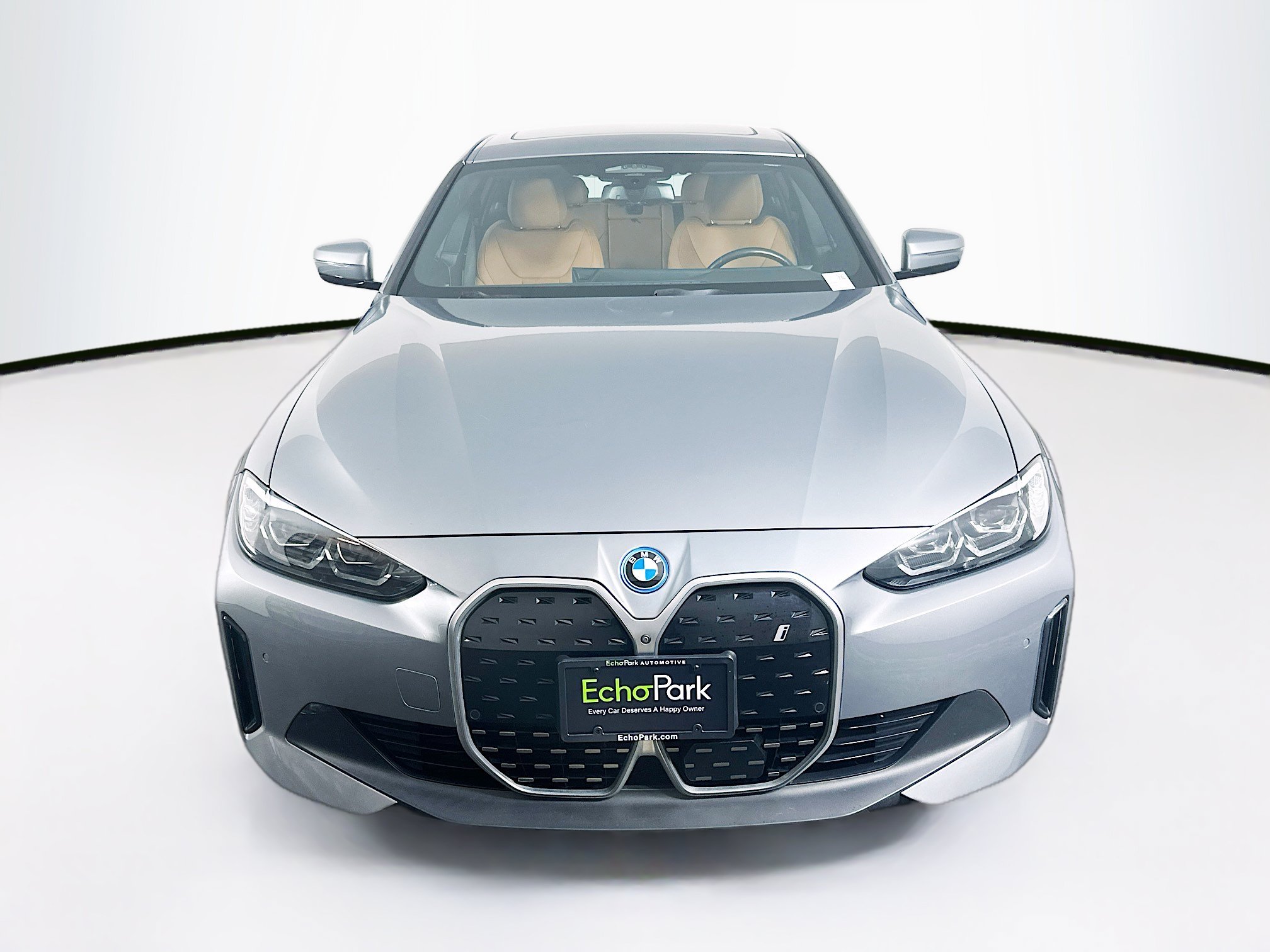 Used 2023 BMW i4 eDrive35 RWD image 2
