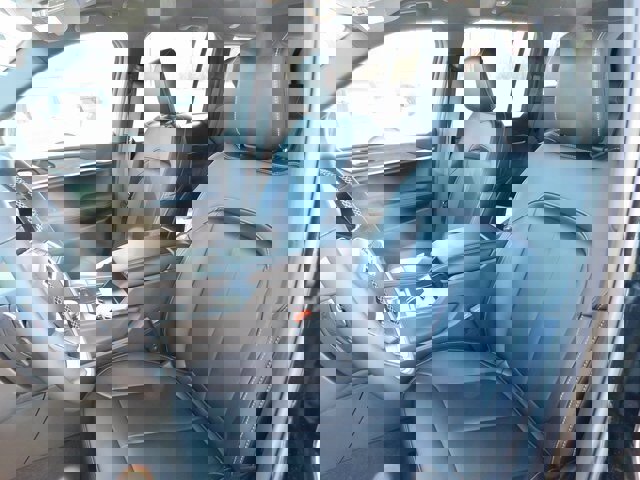 New 2025 Jeep Grand Cherokee Limited w/ Black Appearance Package image 35