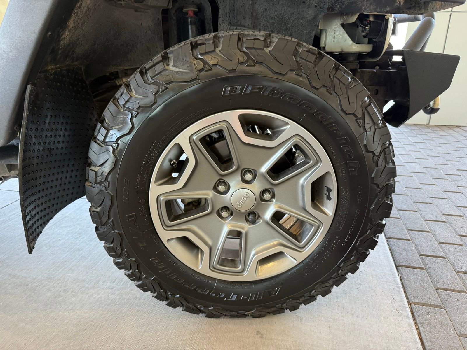 Used 2011 Jeep Wrangler Rubicon w/ PWR Convenience Group image 42