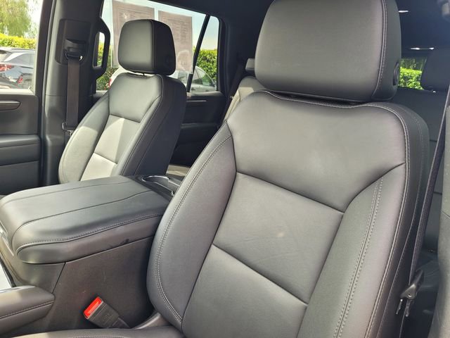 Used 2025 Chevrolet Tahoe LT image 13