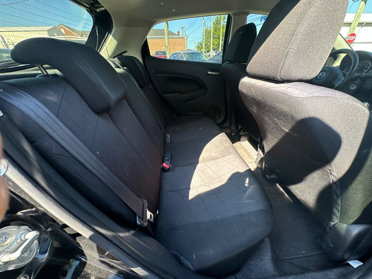 Used 2013 MAZDA MAZDA2 Sport FWD image 10
