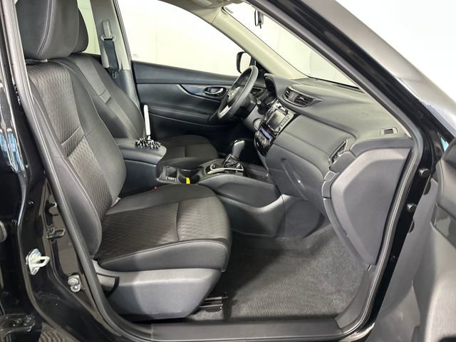 Used 2020 Nissan Rogue SV AWD/4WD image 28