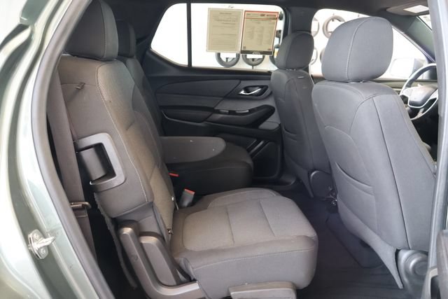 Used 2022 Chevrolet Traverse LT FWD image 21