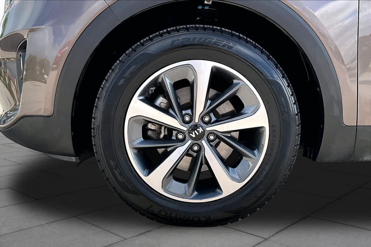 Used 2019 Kia Sorento EX FWD image 10