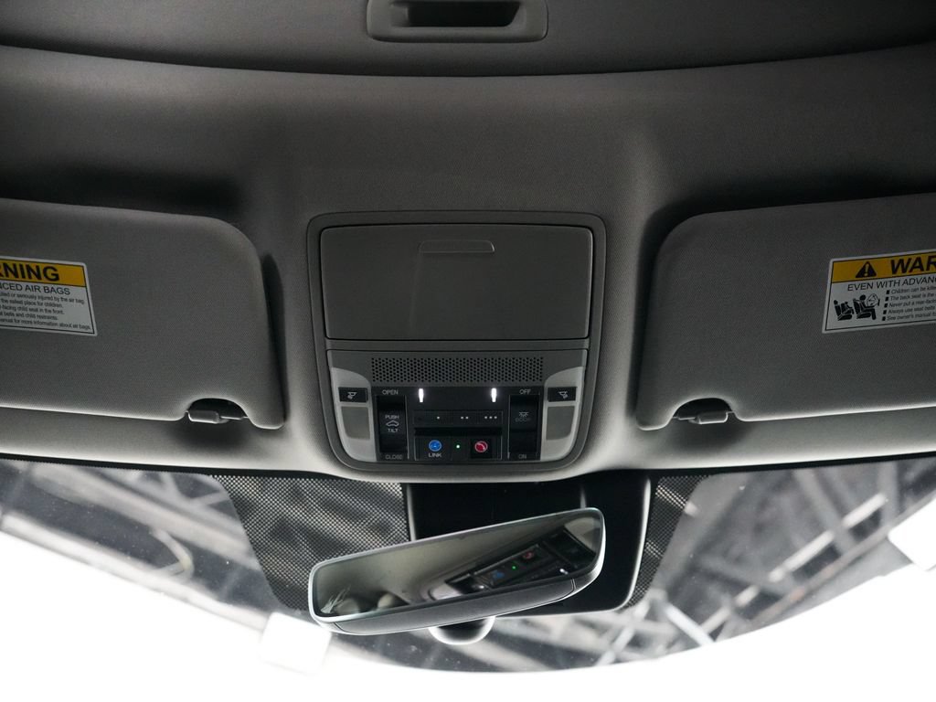 Used 2018 Acura TLX w/ Technology Package FWD image 39