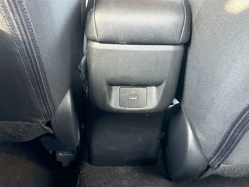 Used 2023 Nissan Versa SV image 24