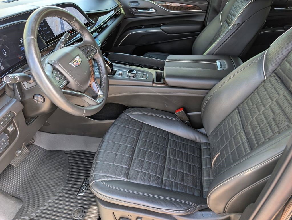 Certified 2022 Cadillac Escalade Sport Platinum w/ LPO, ONYX Package AWD/4WD image 12