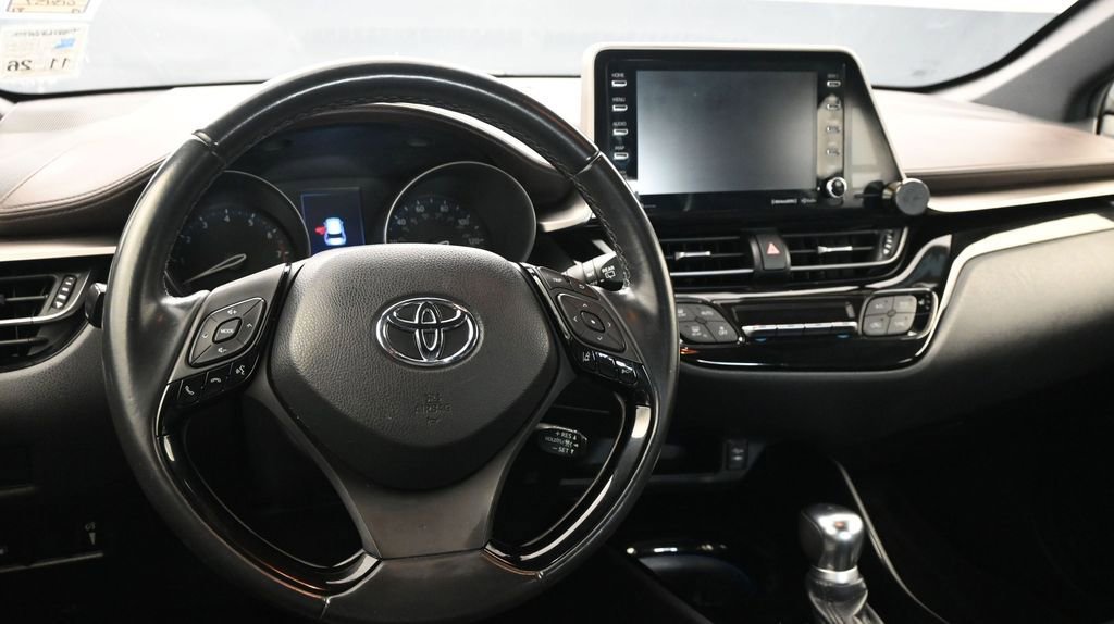 Used 2019 Toyota C-HR Limited FWD image 25