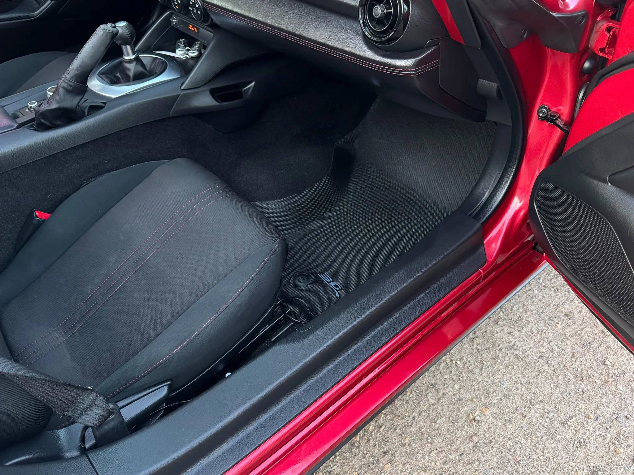 Used 2017 MAZDA MX-5 Miata RF Club image 31