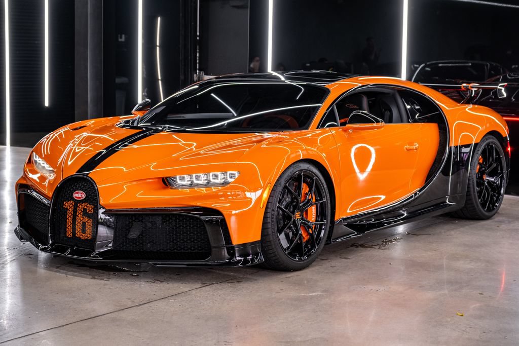 Used 2023 Bugatti Chiron Pur Sport AWD/4WD image 85