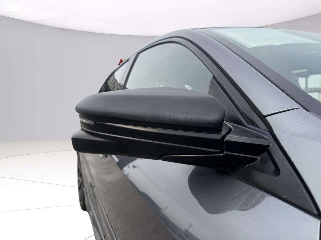 Used 2018 Honda Civic Sport Touring image 9