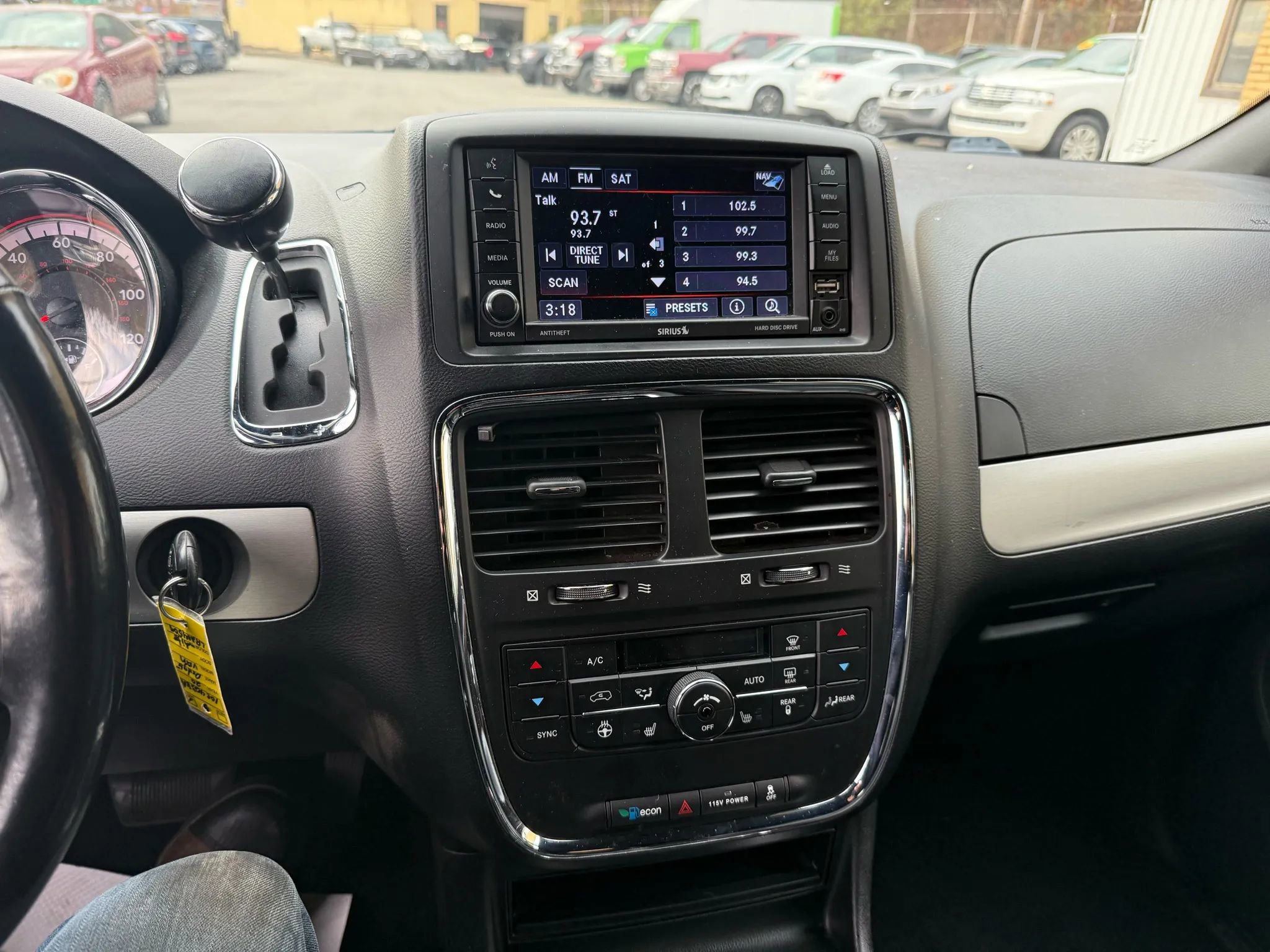 Used 2020 Dodge Grand Caravan GT image 10