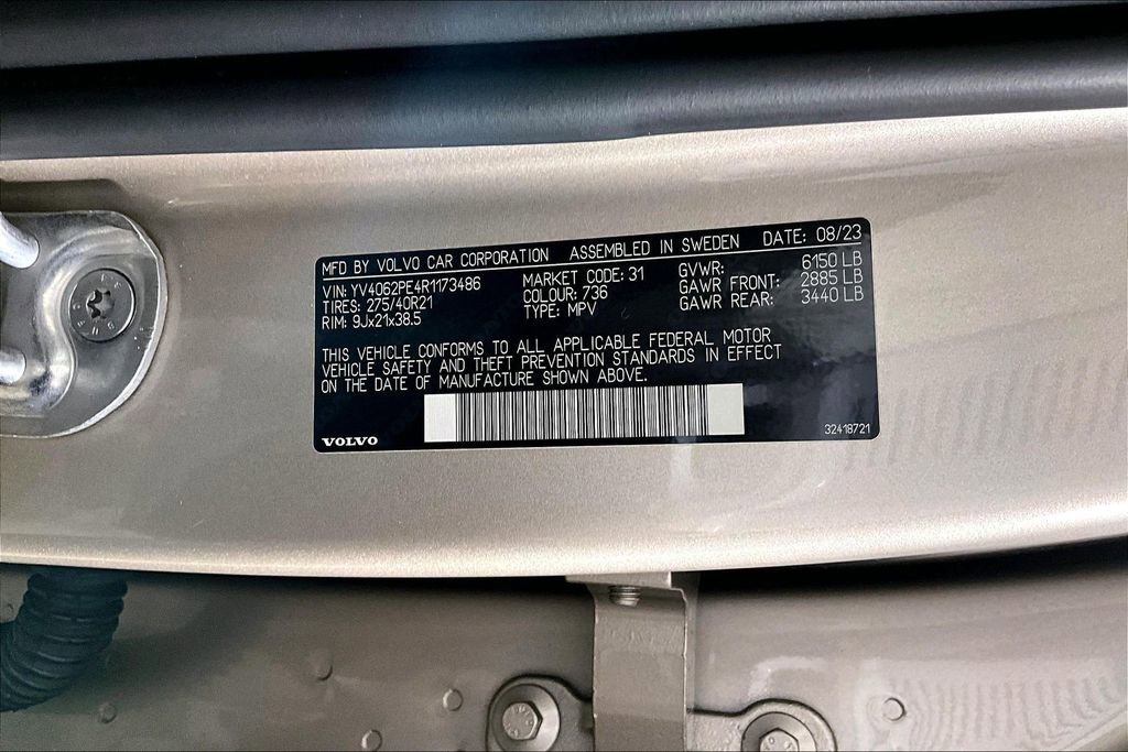 Used 2024 Volvo XC90 B6 Plus w/ Protection Package image 33