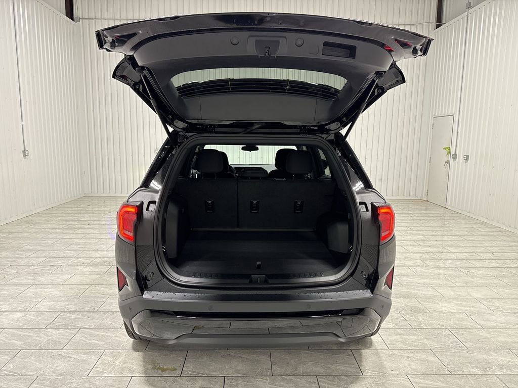 New 2026 GMC Terrain Elevation w/ Black Edition FWD image 27