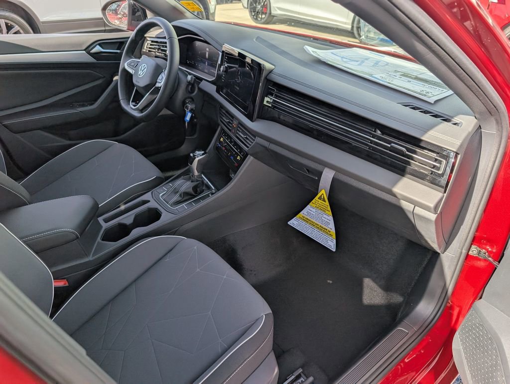 Used 2025 Volkswagen Jetta Sport image 24