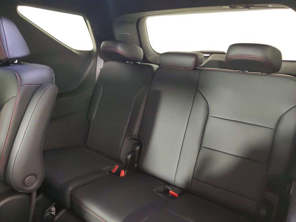 New 2026 Chevrolet Traverse Z71 image 15