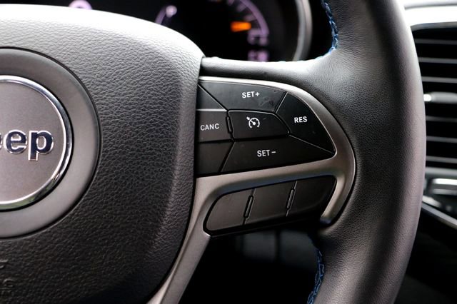 Used 2019 Jeep Grand Cherokee Laredo RWD image 13