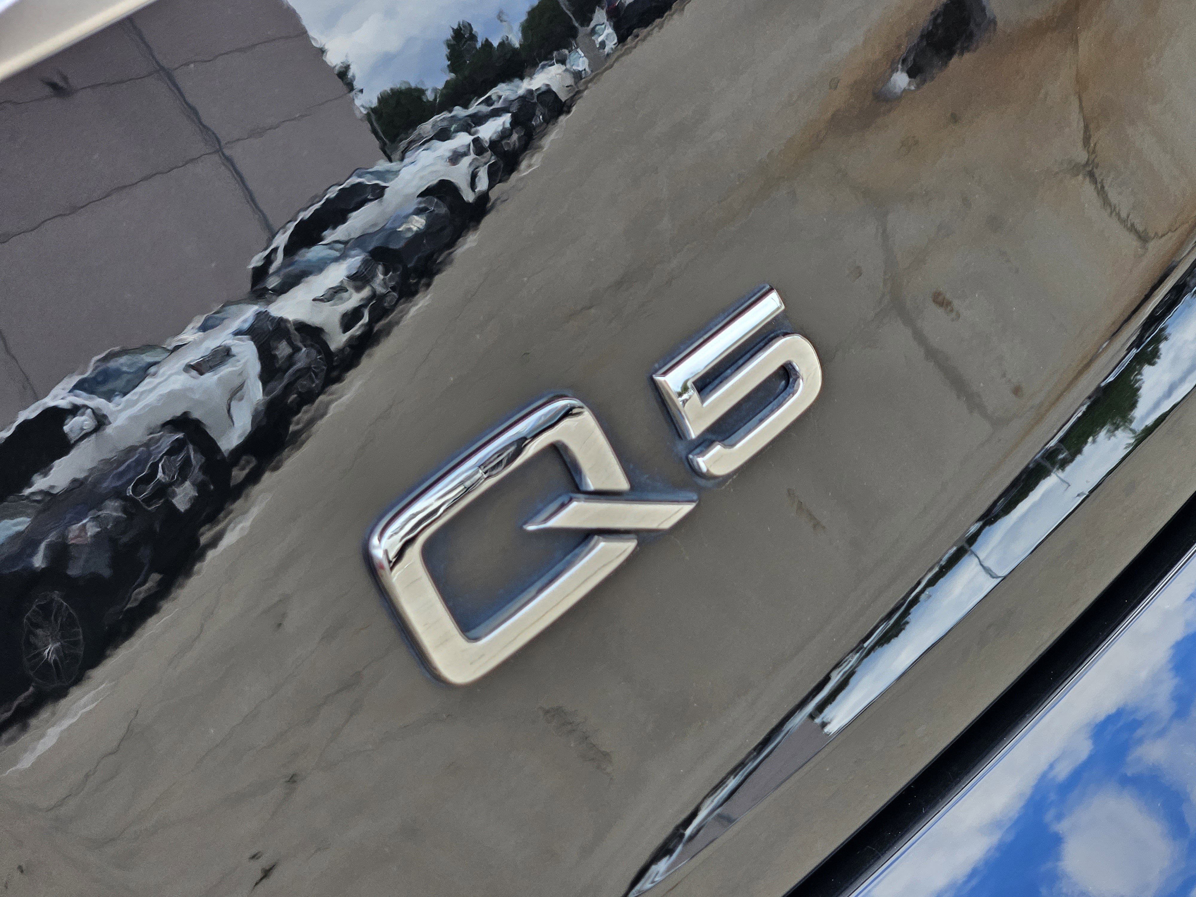 Used 2024 Audi Q5 2.0T Premium Plus image 8